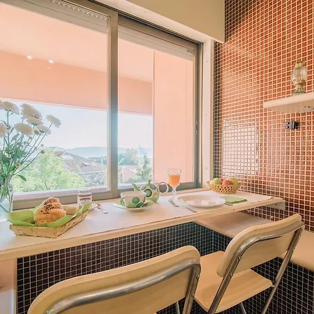 Daire Refuge Holiday Homes | Infante Santo River View Lisboa